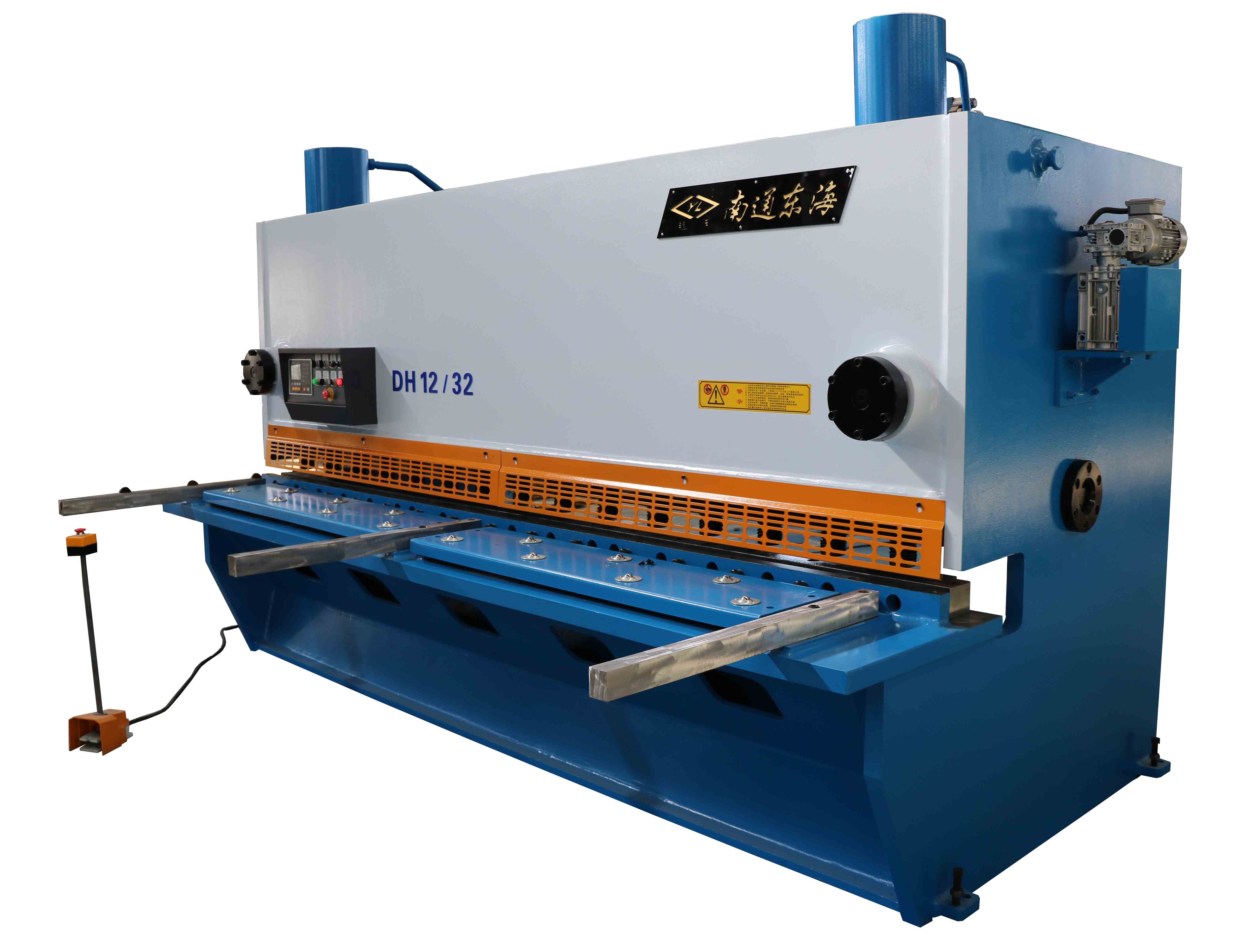 QC11Y-12x3200 hydraulic guillotine shearing machine